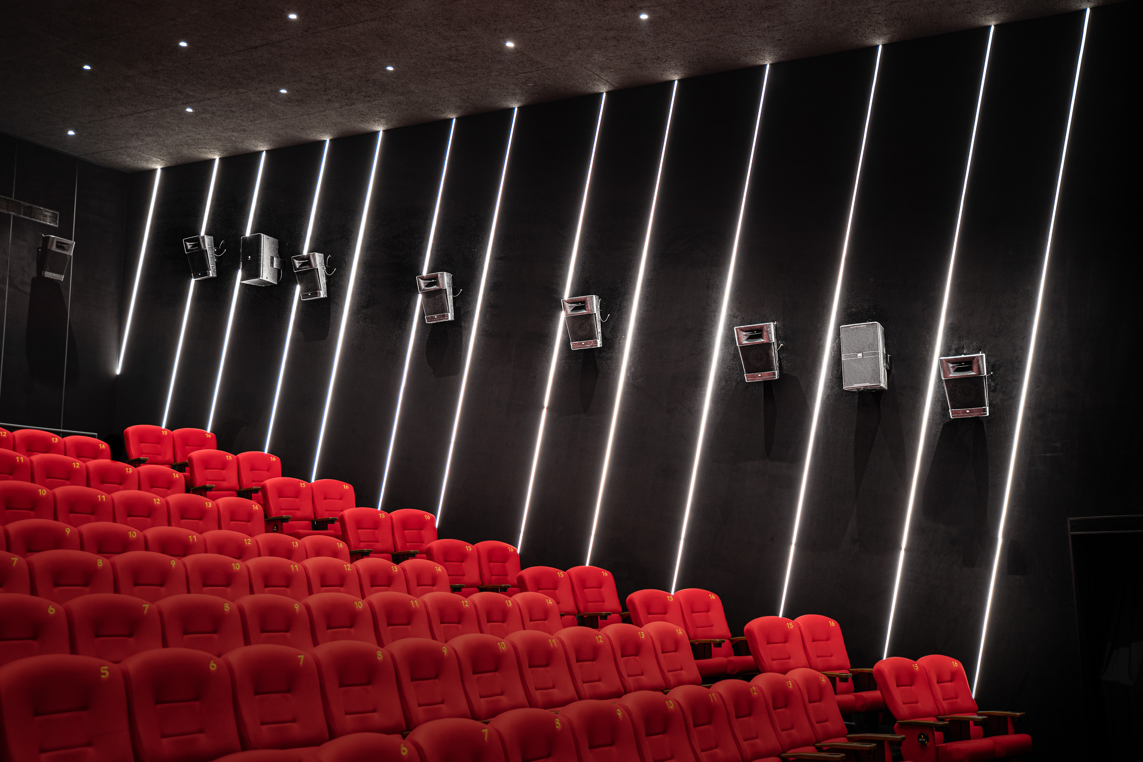 內惟藝術中心Reel ONE一廳